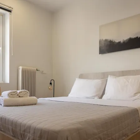 Acropolis View 4-bd Apartment *